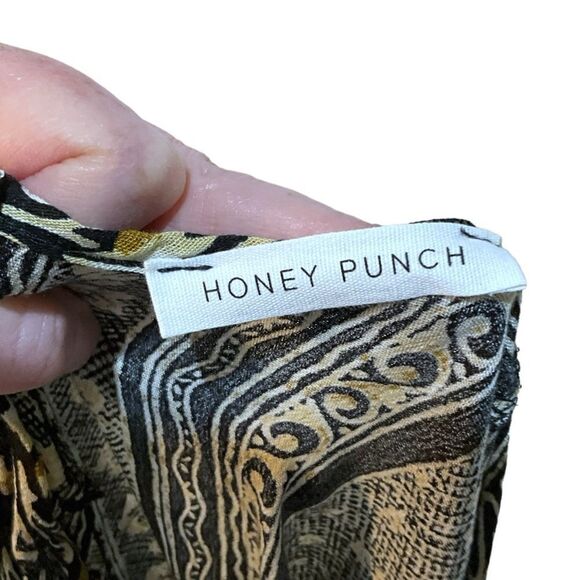 HONEY PUNCH Shorts Romper Black and Browns Deep Sexy V-Neck Size S - Picture 15 of 16